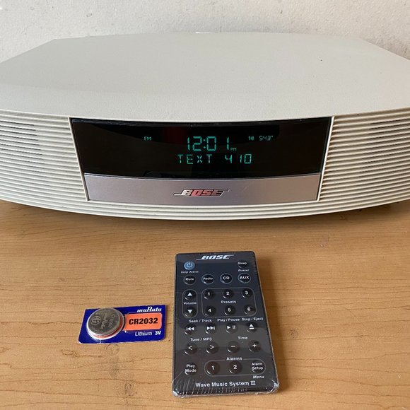 Bose Portable Audio & Video Bose Wave Radio Iii Read Poshmark